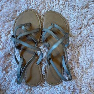 brand new sandals! grey. women’s 9